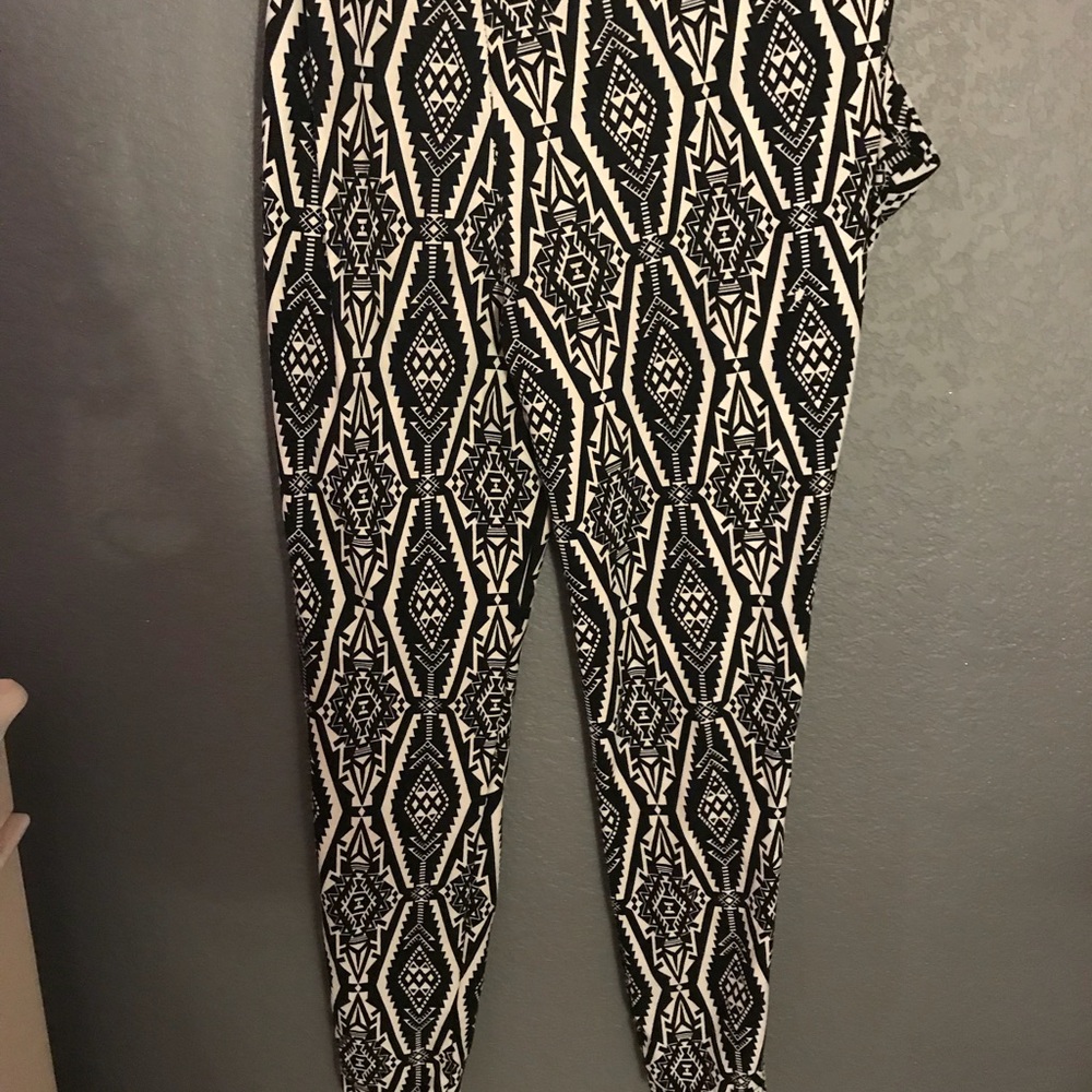 Patterned MC Hammer pants
